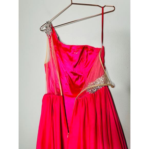 ASHLEYLAUREN Hot Pink Pleated Crystal Pearl Beaded One Shoulder Gown Size 8 - Picture 10 of 15